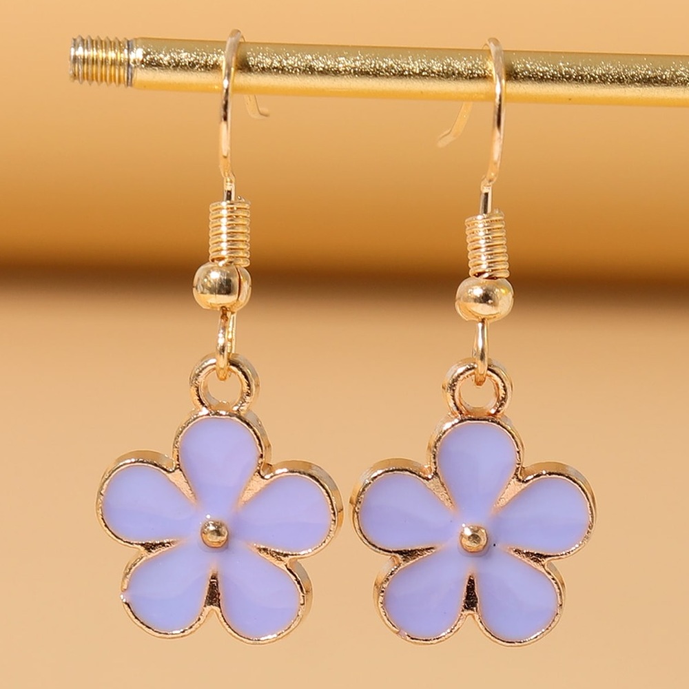 Lavender Flower Dangle Drop Gold Earrings